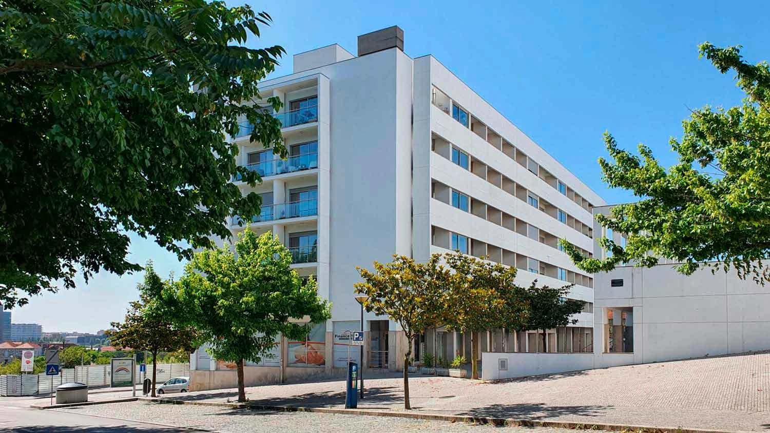 Empreendimento Residencial, Comercial e Serviços no Centro de Gaia